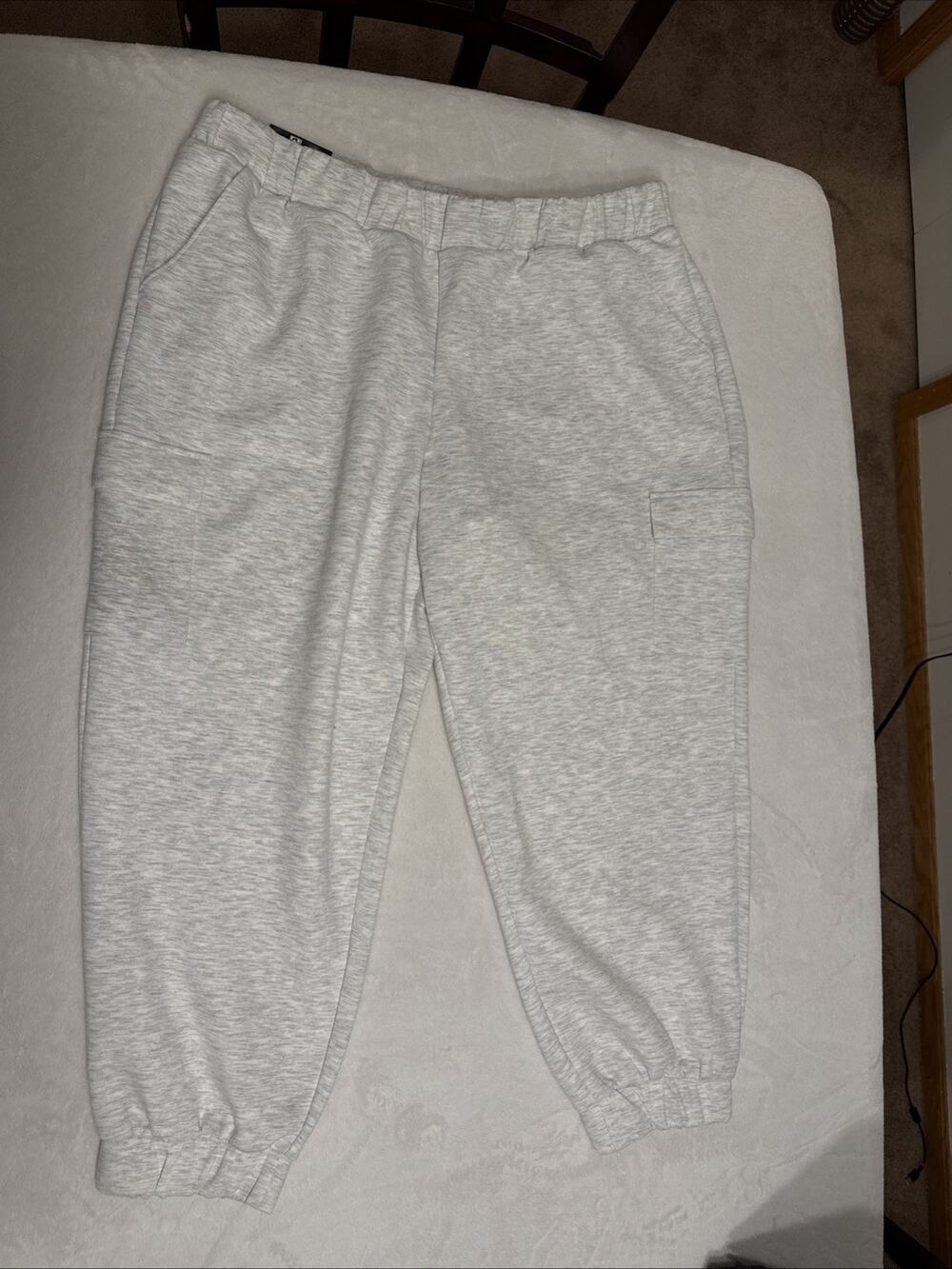 Express Womens Light Grey Heather Cargo Jogger Sweatpants 2XL NWT EX011983